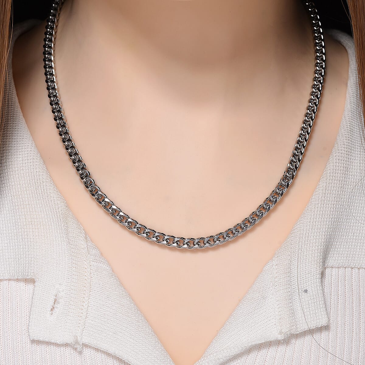 Criss Cross Chain Necklace in Stainless Steel 18-20 Inches image number 1