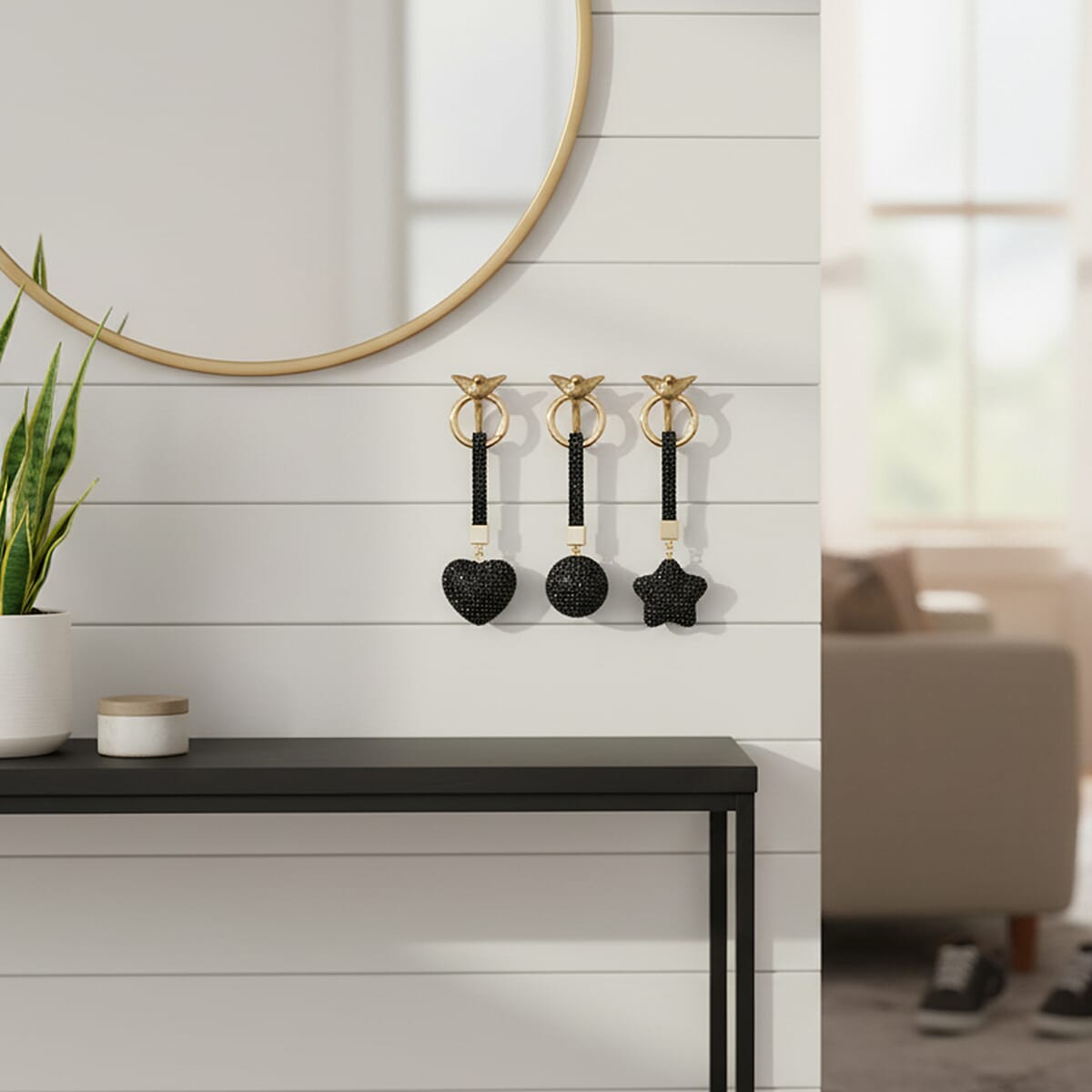 Doorbuster Livmore Black Glass and Crystal 3-piece Set Heart, Star and Ball Keychain in Goldtone image number 1