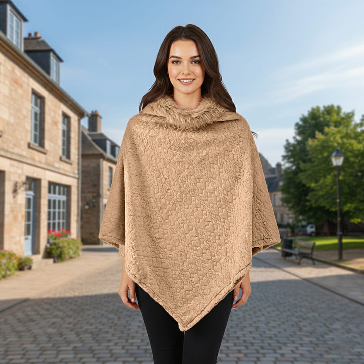 TAMSY Beige Jacquard Poncho with Fur Collar &ndash; One Size Fits Most image number 1