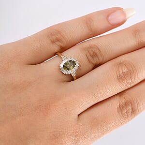 Luxoro AAA Ambanja Demantoid Garnet, Diamond Spark Ring in 10K Yellow Gold 1.15 ctw (Size 7.0)