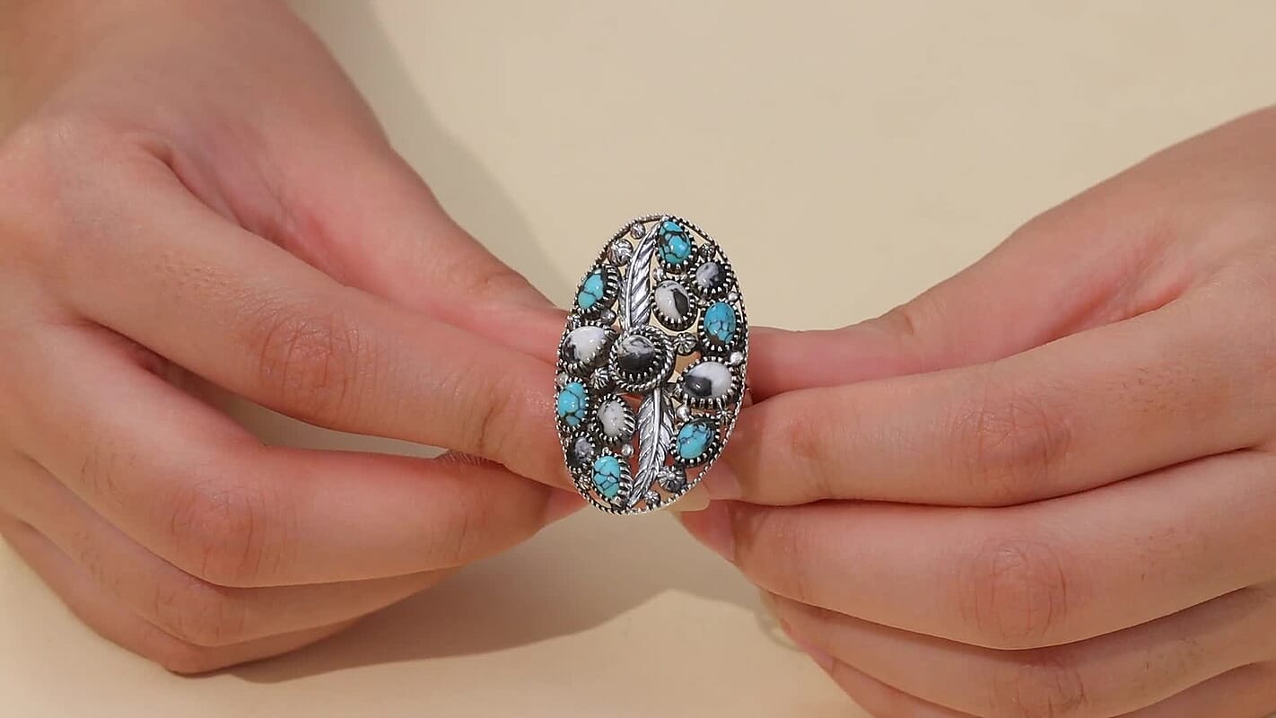 Artisan Crafted D'Joy White Buffalo, Blue Moon Turquoise Ring in Sterling Silver (Size 10.0) 6.80 ctw