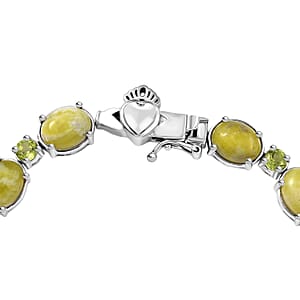 EverTrue Connemara Marble, Peridot Claddagh Bracelet in Platinum Bond (7.25 In) 25.25 ctw