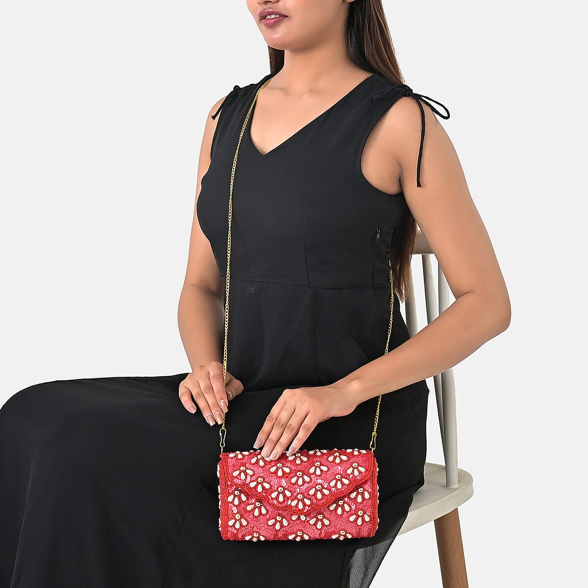 La Marey Red Bead Work in Dupion Silk Sling Bag with Shoulder Chain Strap image number 3