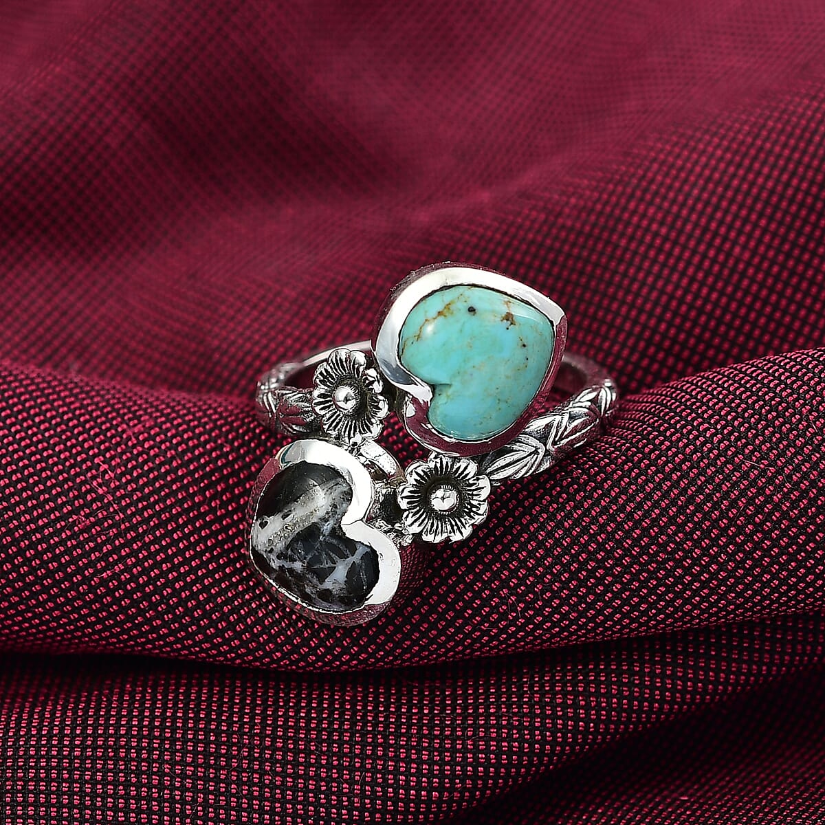 D'Joy Artisan Crafted Tahoe Naveda Turquoise and White Buffalo 5.20 ctw Heart Bypass Ring in Sterling Silver (Size 9.0) image number 1