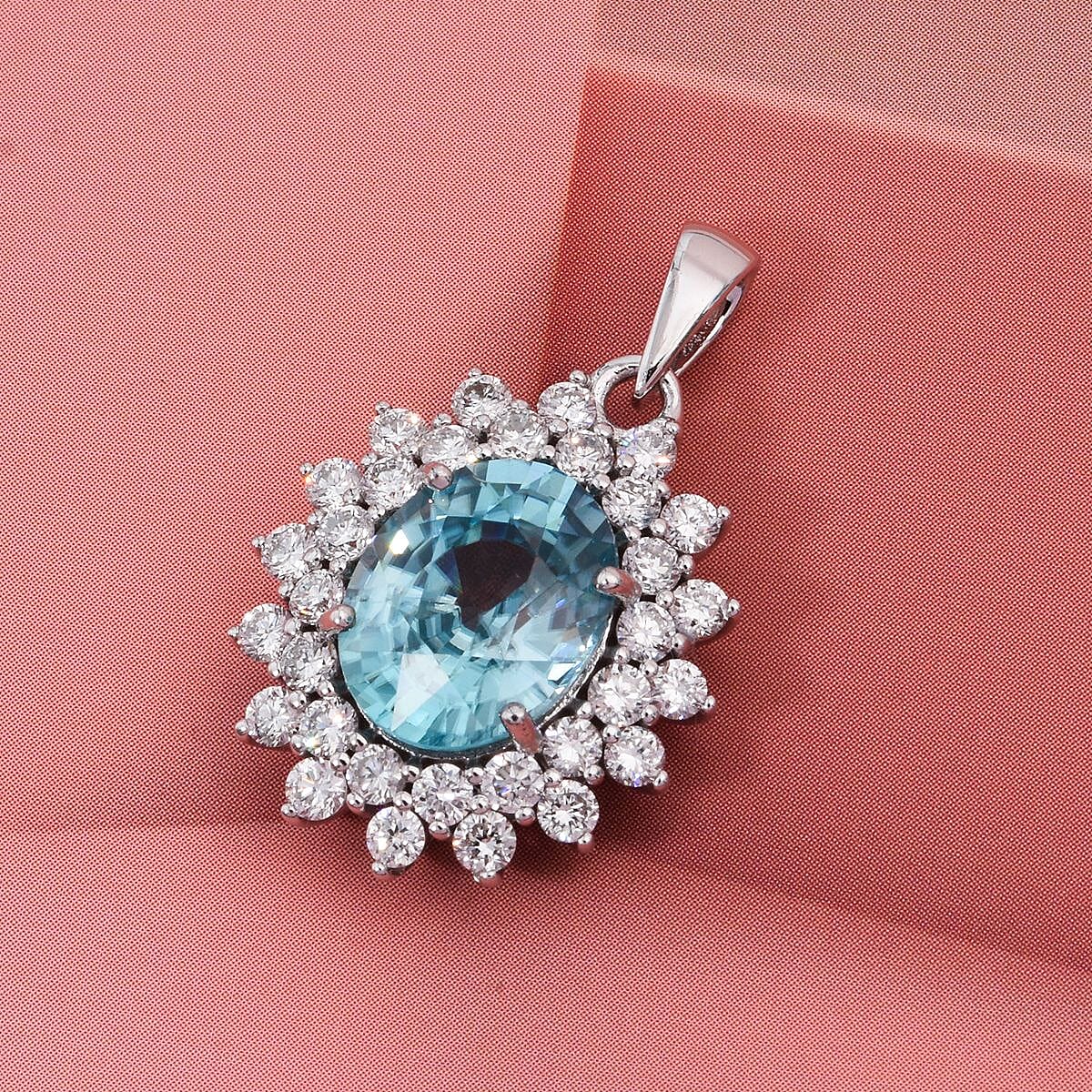 AAA Cambodian Blue Zircon and Luxuriant Lab Grown Diamond G-H SI 5.15 ctw Pendant without Chain in 9K White Gold