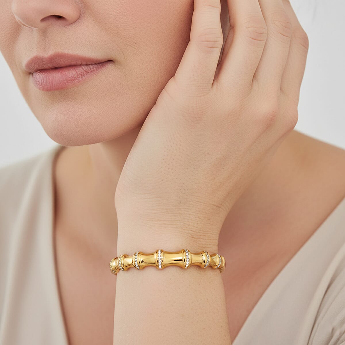 Austrian Crystal Bamboo Bangle Bracelet in ION Plated YG Stainless Steel (7.0In) image number 2