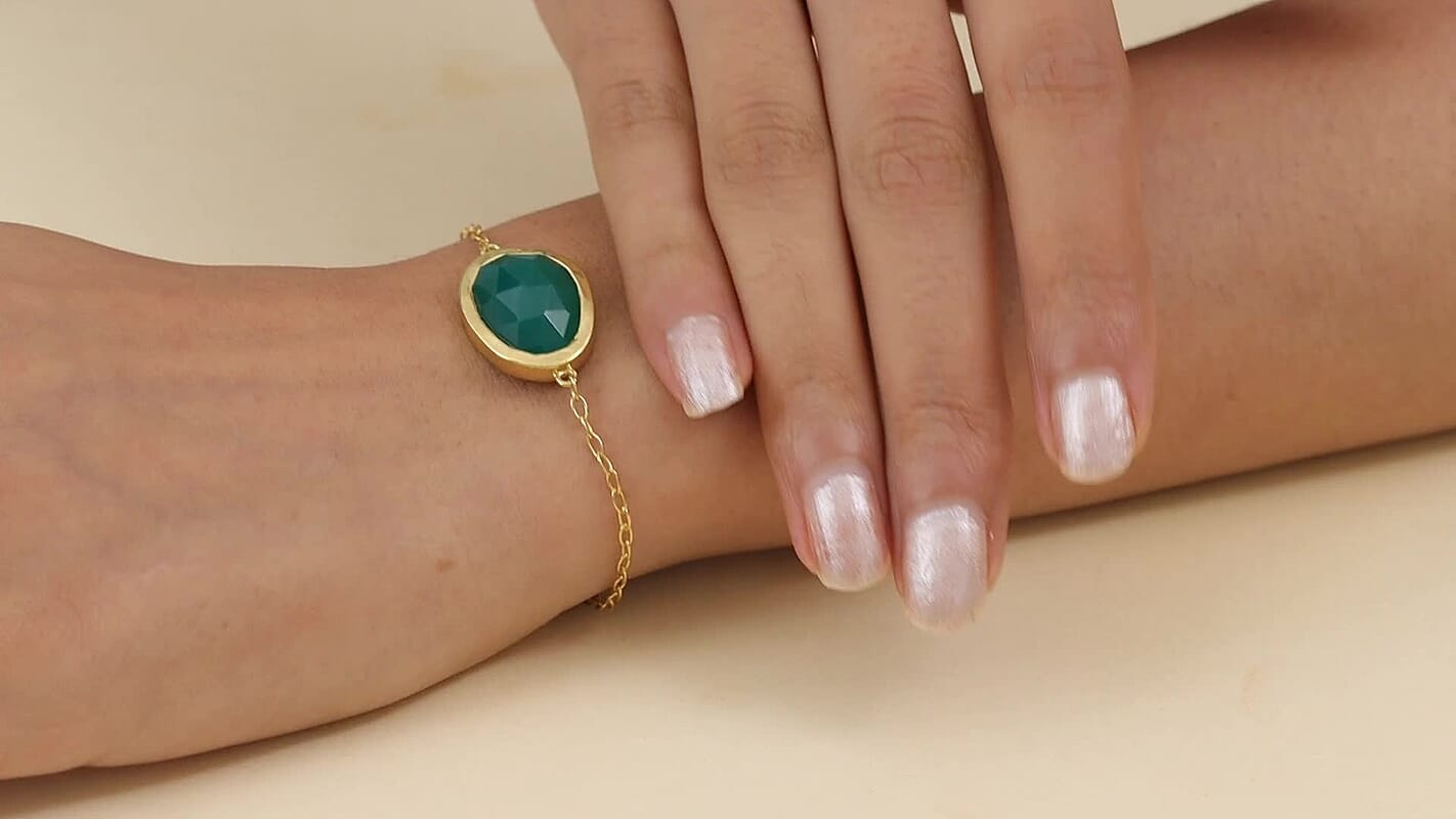 D’Joy Green Onyx 9.10 ctw Bracelet in 18K Vermeil Yellow Gold Over Sterling Silver (7.50 In)