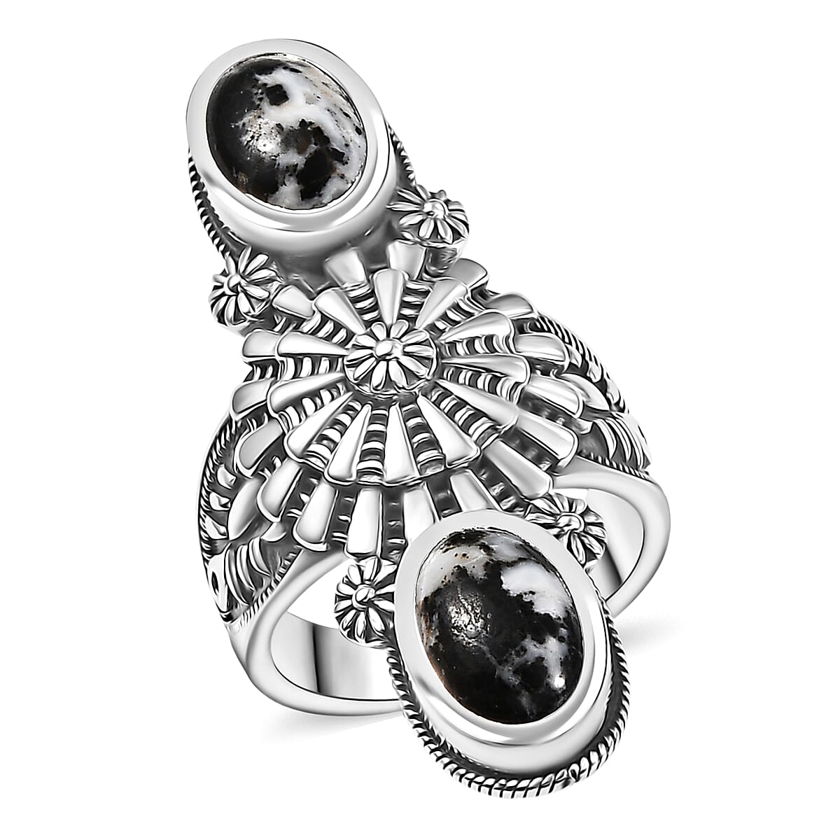 D'Joy White Buffalo Artisan Crafted Ring in Sterling Silver 4.85 ctw (Size 10.0)