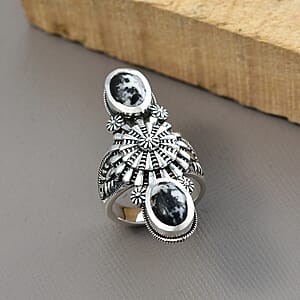 D'Joy White Buffalo Artisan Crafted Ring in Sterling Silver 4.85 ctw (Size 9.0)