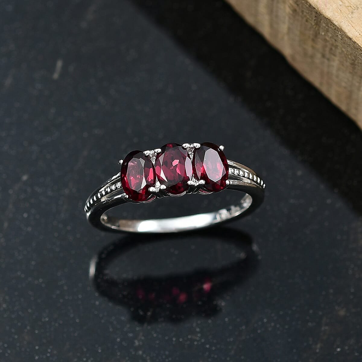 D'Joy Orissa Rhodolite Garnet 1.50 ctw 3 Stone Ring in Sterling Silver (Size 10.0) image number 1
