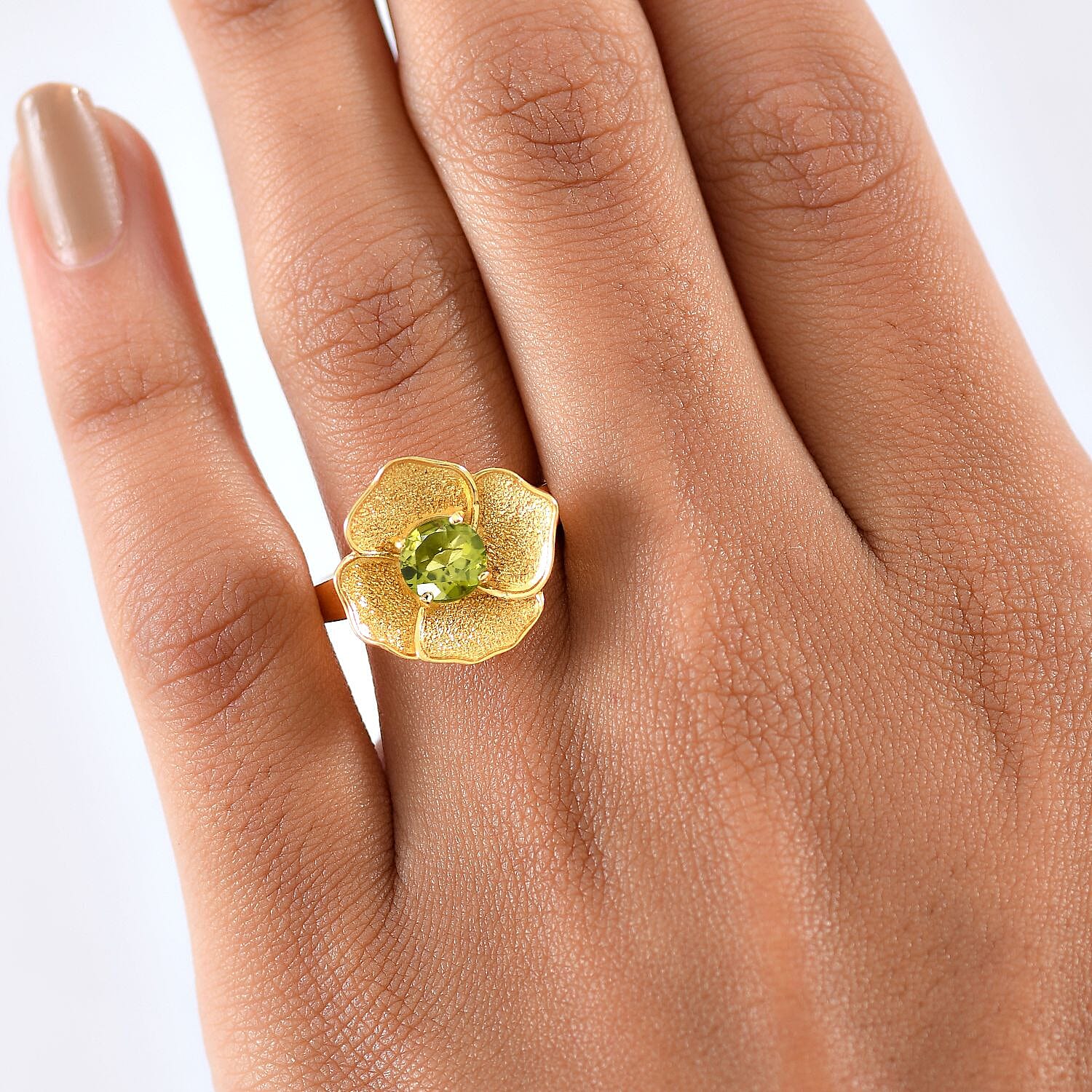 D'Joy Hebei Peridot 1.00 ctw Ring in 18K YG Plated (Size 11.5)