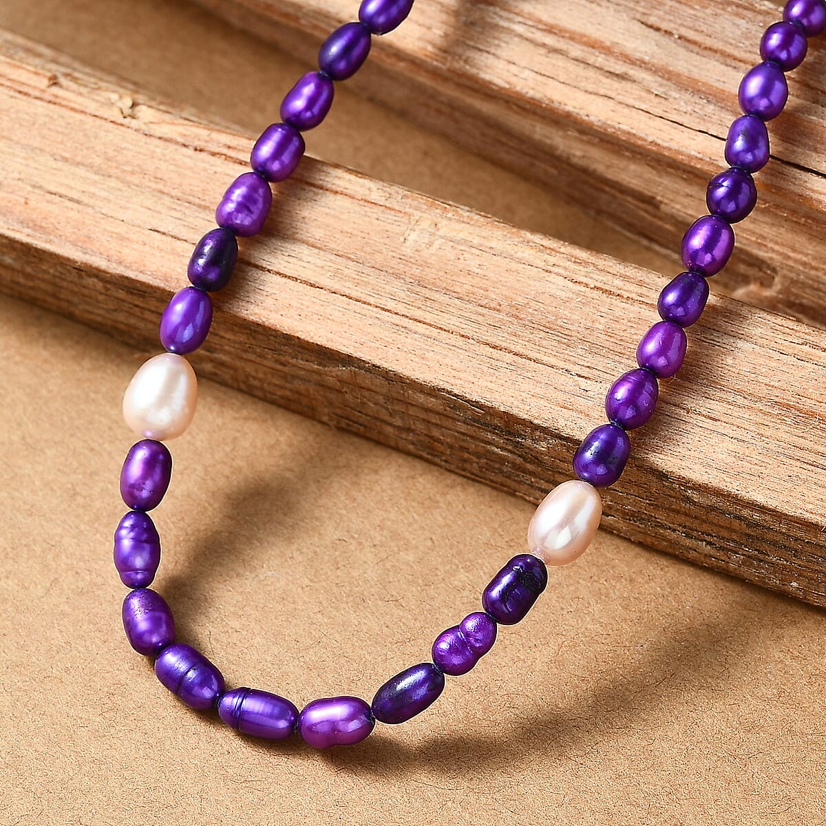 Freshwater Pearl and Pink Dyed Drusy Necklace in Stainless Steel 18 Inches image number 1