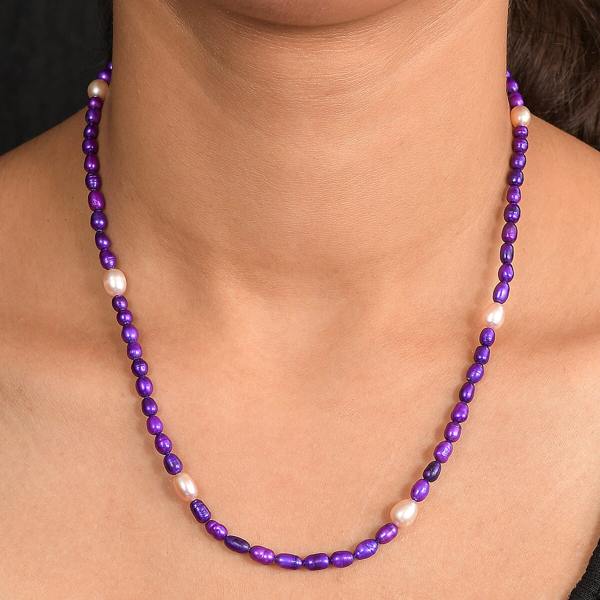 Freshwater Pearl and Pink Dyed Drusy Necklace in Stainless Steel 18 Inches image number 2