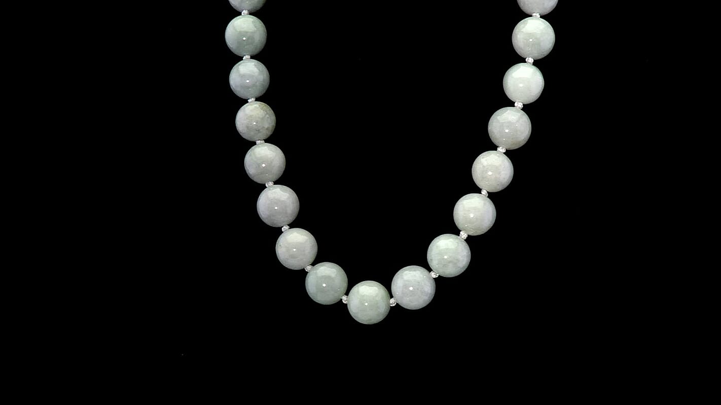 Natural Jade 875.00 ctw Beaded Knotted Necklace in Rhodium Over Sterling Silver (18-22 Inches)