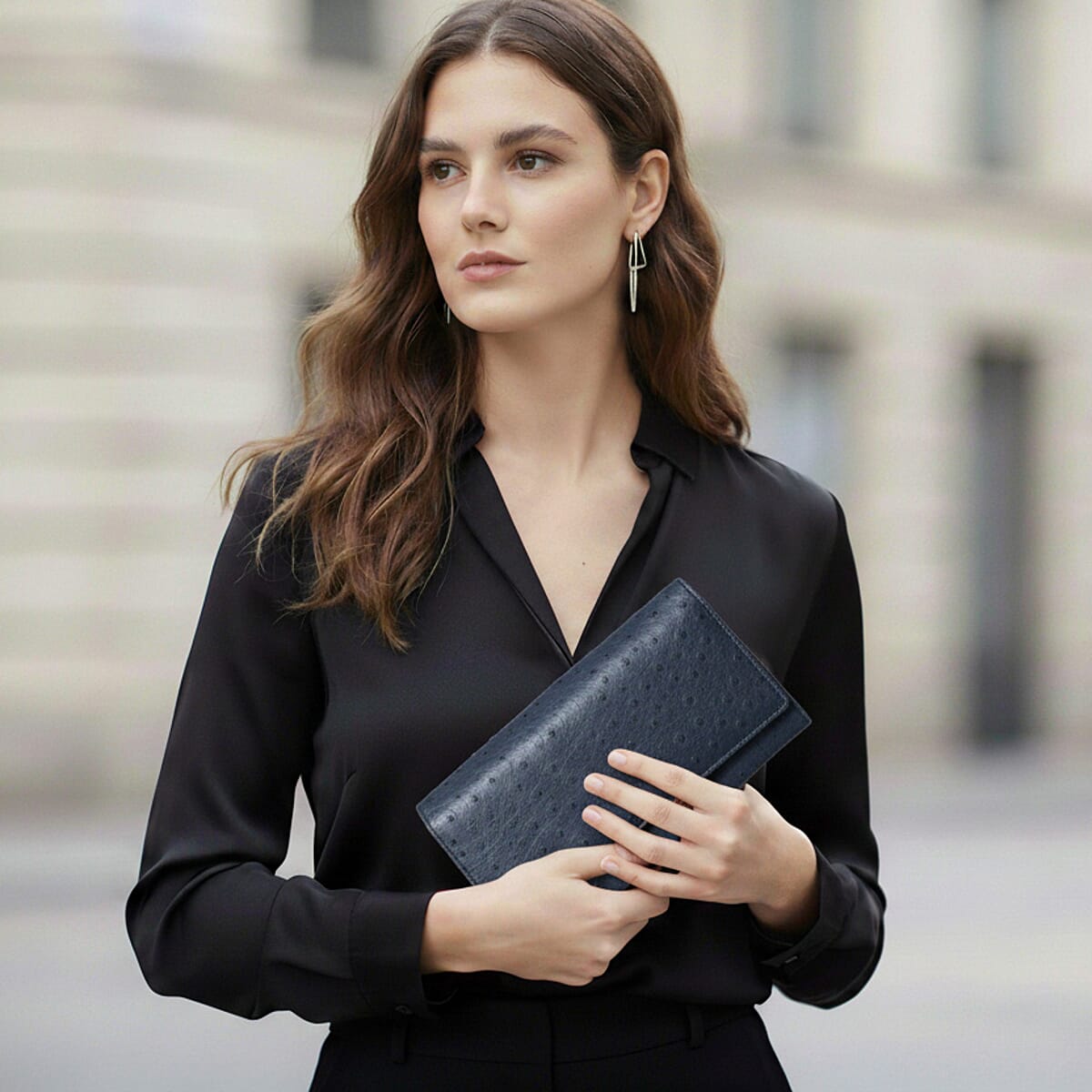 Doorbuster The Grand Pelle Black Ostrich Genuine Leather Envelope Clutch Bag image number 2