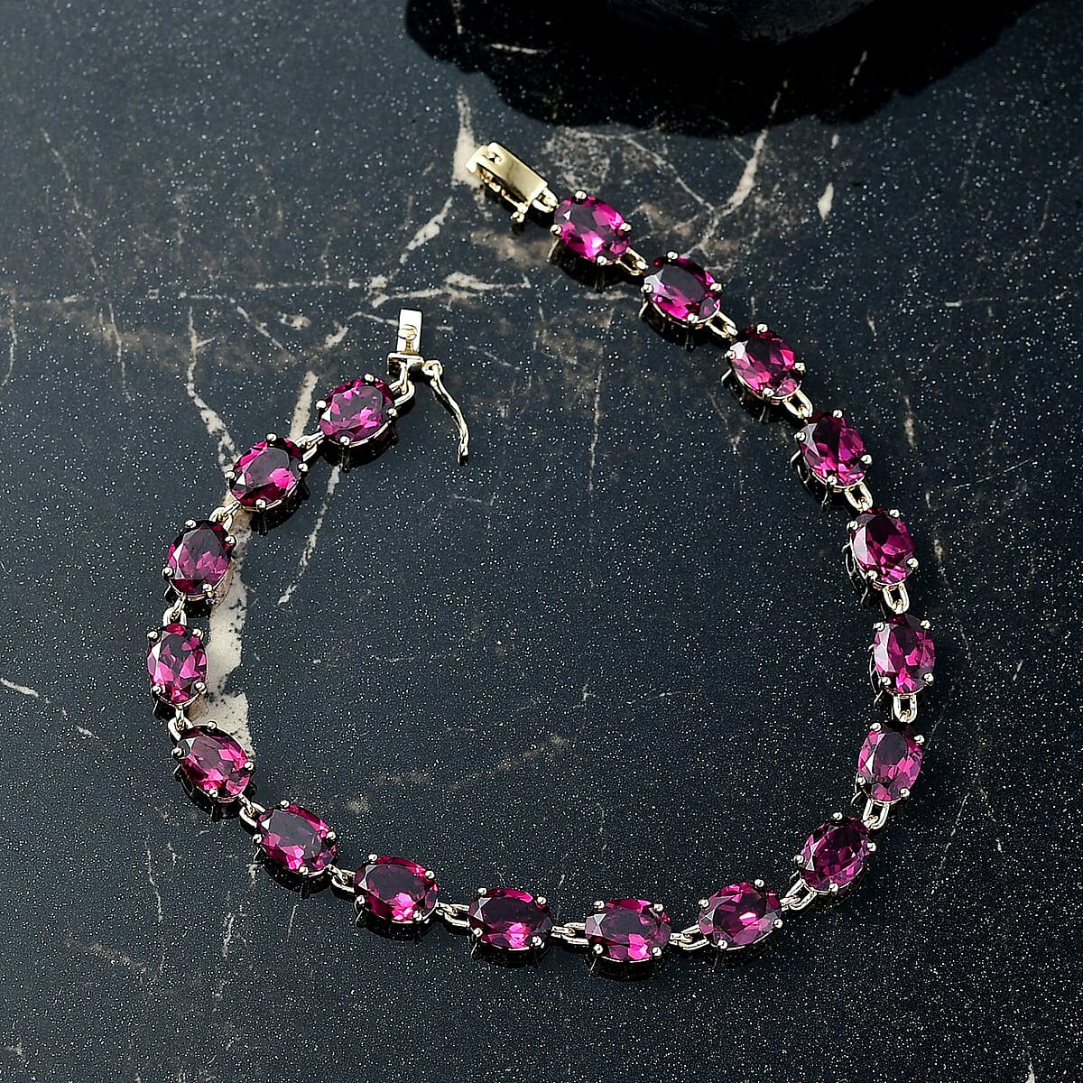 Luxoro AAA Radiant Ember Garnet 17.35 ctw Bracelet in 10K Yellow Gold (7.25 In) image number 1