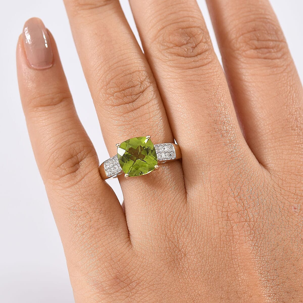 AAA Peridot and G-H SI Luxuriant Lab Grown Diamond 4.62 ctw Ring in 10K Yellow Gold (Size 10.5) image number 1