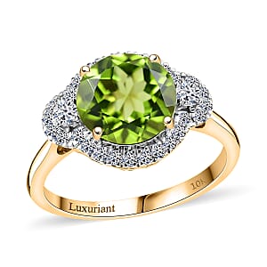 AAA Peridot and Luxuriant Lab Grown Diamond G-H SI 4.35 ctw Ring in 10K Yellow Gold (Size 9.0)