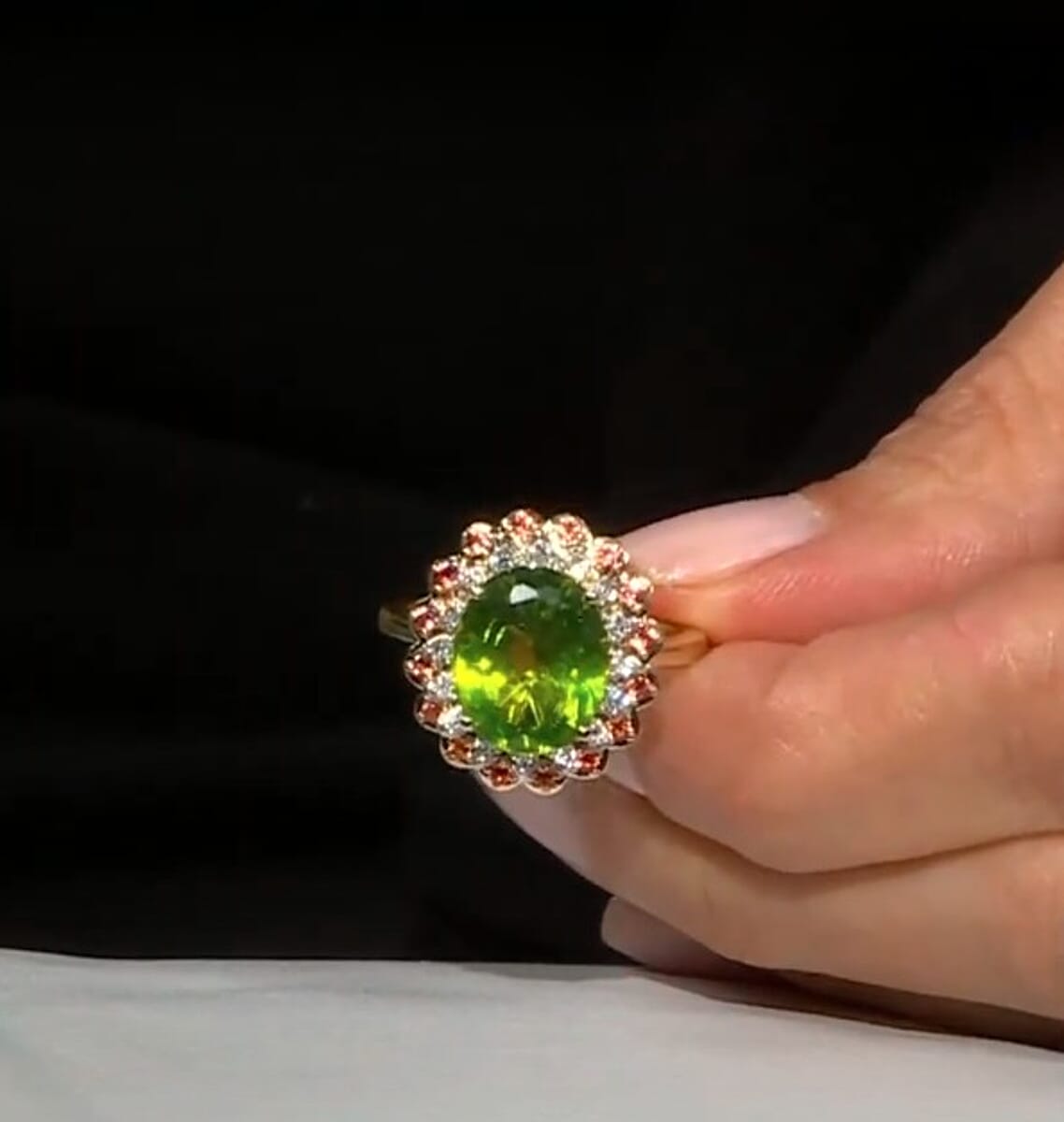 AAA Peridot, Padparadscha Sapphire and G-H SI Luxuriant Lab Grown Diamond 6.03 ctw Ring in 10K Yellow Gold (Size 10.0) image number 3