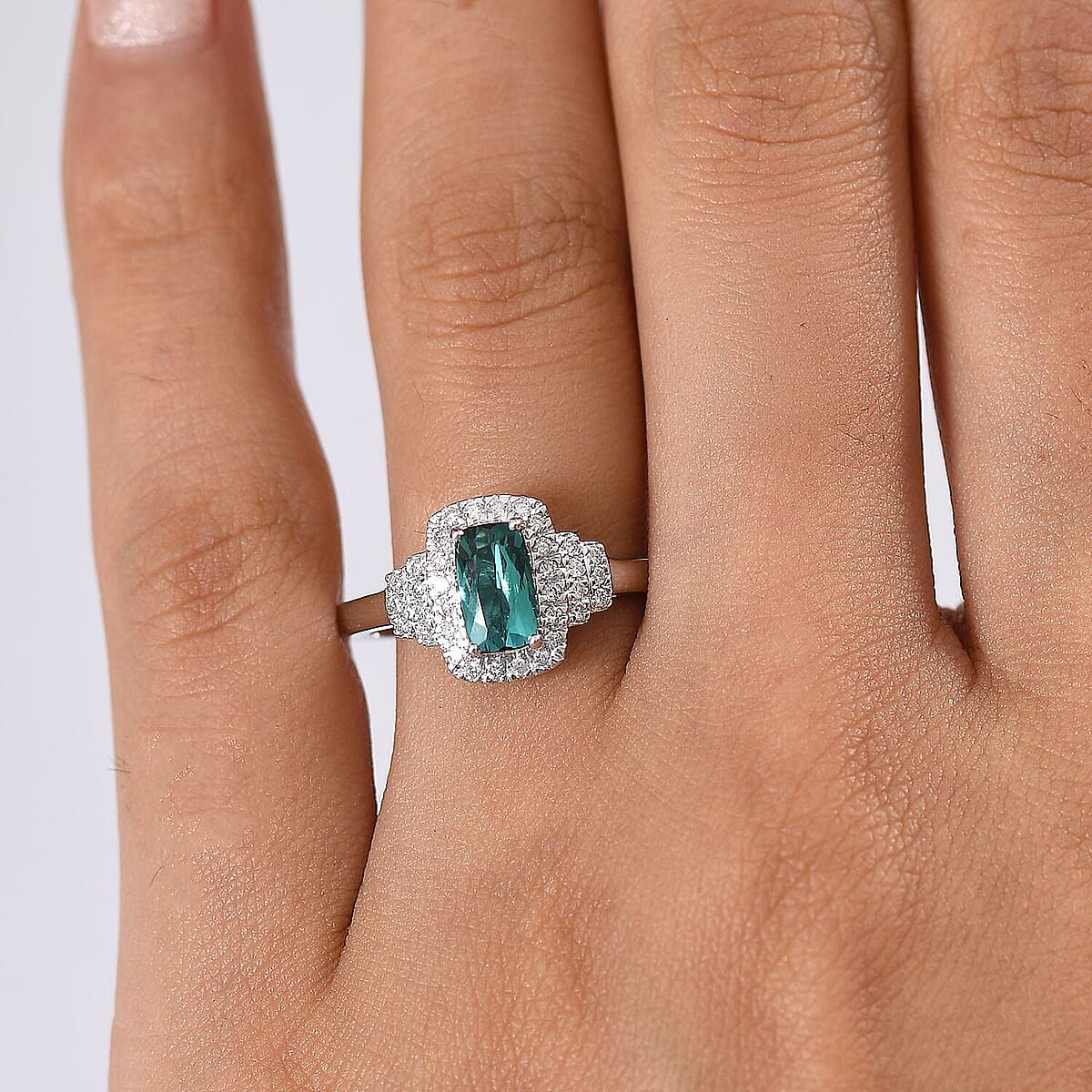 Certified & Appraised Luxoro AAA Monte Belo Indicolite and G-H I2 Diamond 1.11 ctw Ring in 10K White Gold (Size 7.5) image number 1