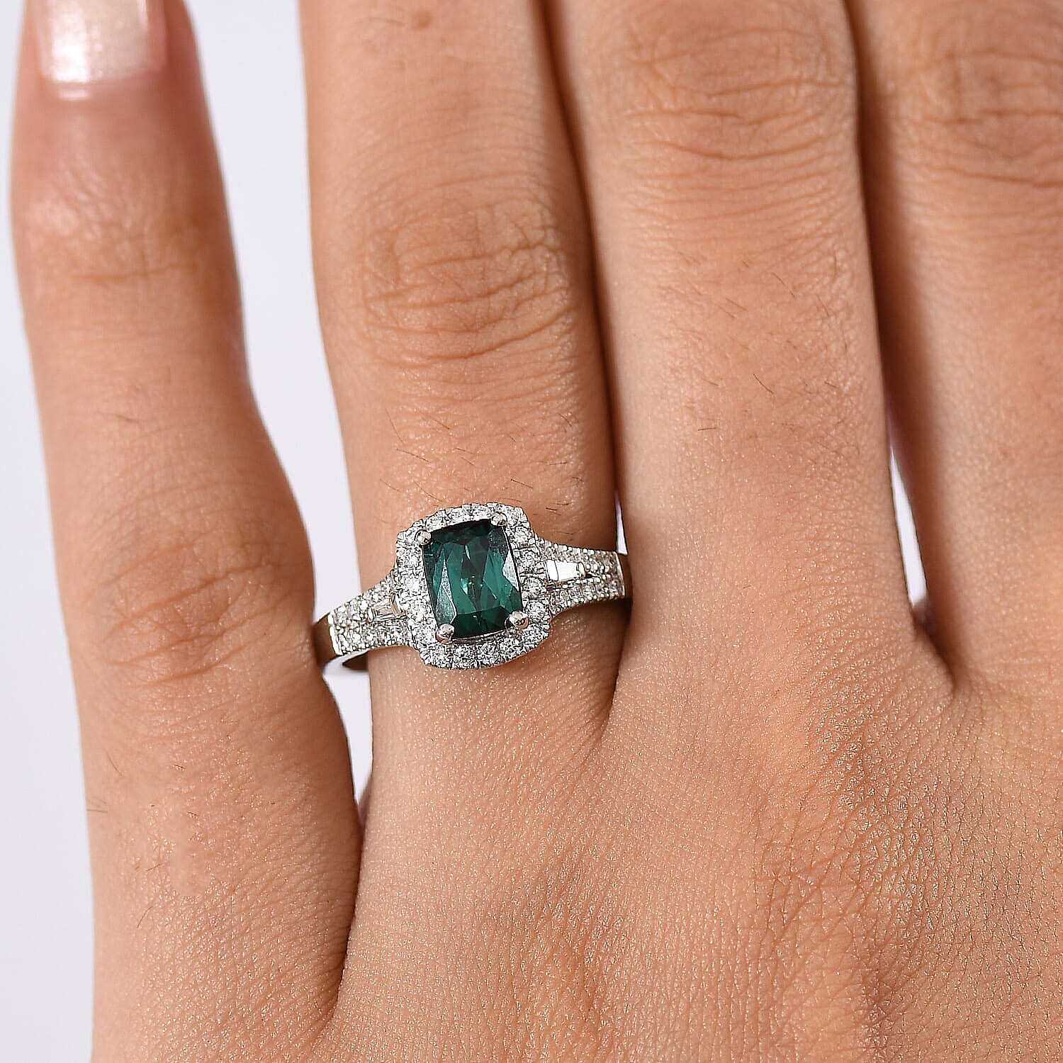 Certified & Appraised Rhapsody AAAA Monte Belo Indicolite and E-F VS Diamond 1.54 ctw Ring in 950 Platinum (Size 12.0) 5.70 Grams