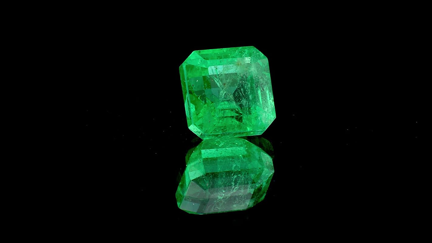 Certified & Appraised AAAA Gemfields Emerald (Oct Free Size) 1.50 ctw