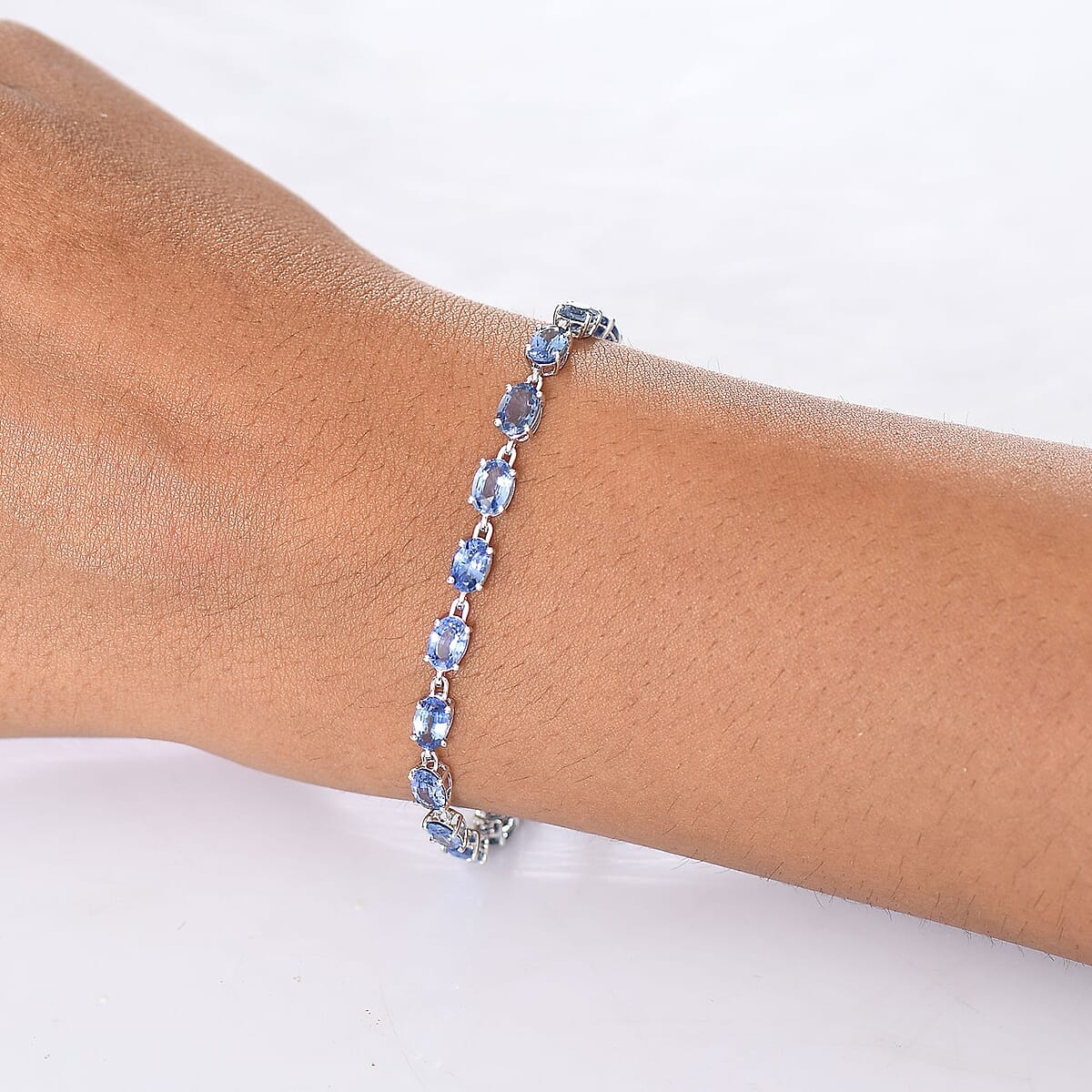 Luxoro AAA Ceylon Sapphire 12.20 ctw Classic Tennis Bracelet in 10K White Gold (7.25 In) image number 2