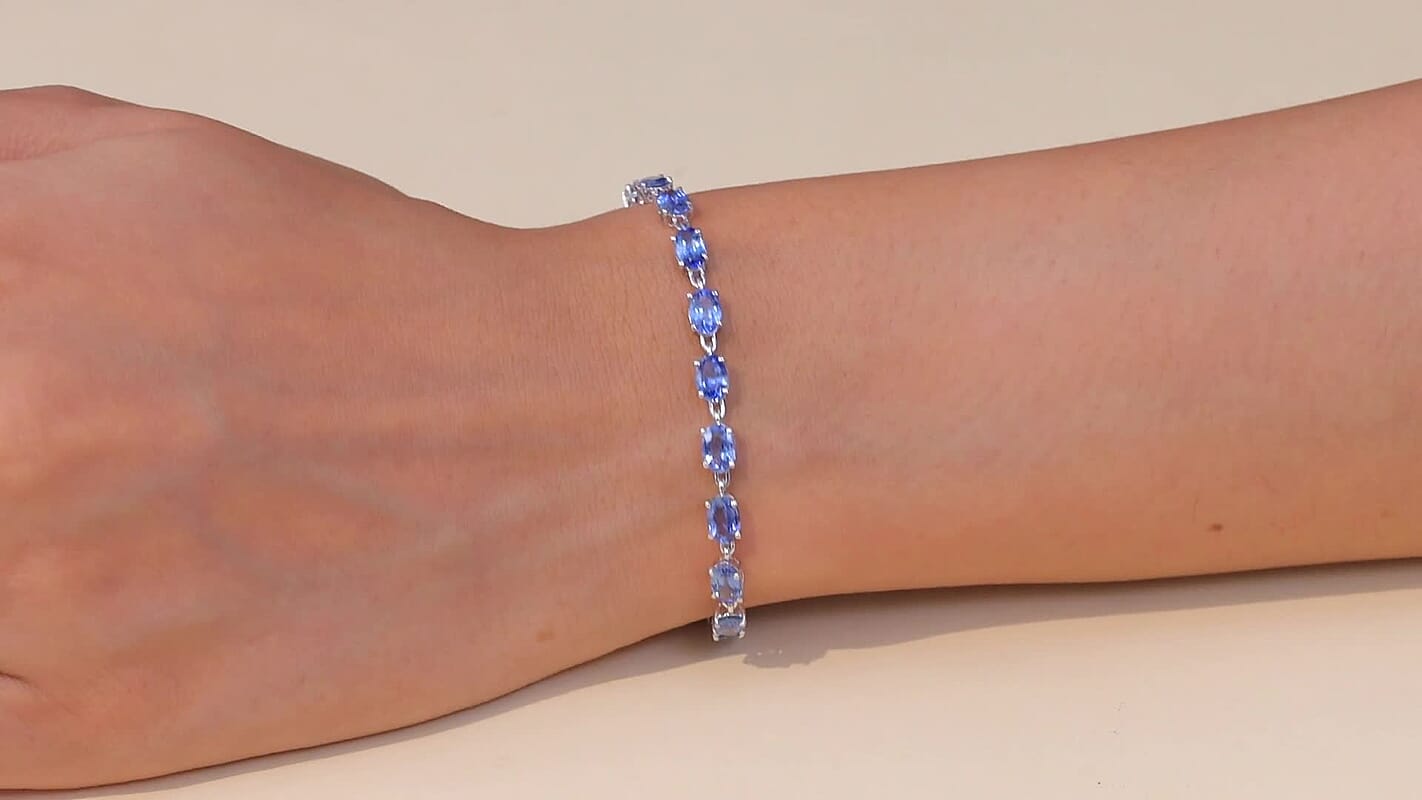 Luxoro 10K White Gold AAA Ceylon Sapphire Bracelet (7.25 In) 12.22 ctw