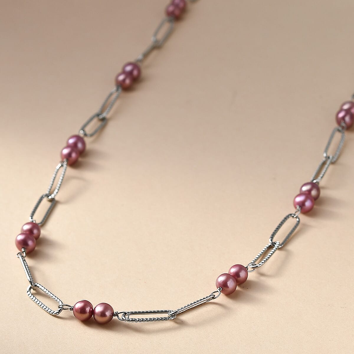 Magenta Dyed Pearl 6-6.5mm Paper Clip Chain Necklace in Stainless Steel 20 Inches image number 1