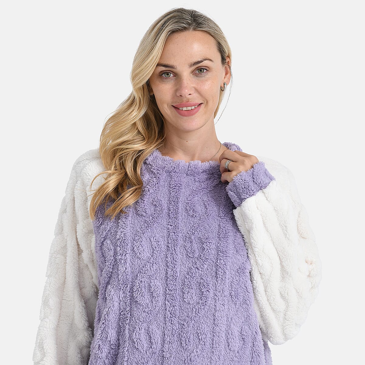 Tamsy Lilac Fleece Lounger - One Size Fits Most image number 4