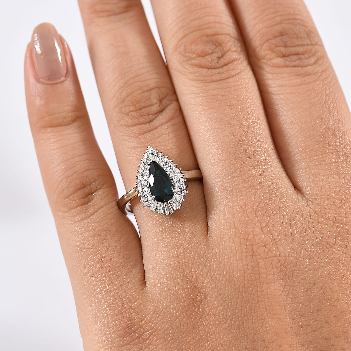Certified & Appraised Rhapsody AAAA Monte Belo Indicolite and E-F VS Diamond 1.37 ctw Ring in 950 Platinum (Size 9.0) 6.48 Grams image number 2