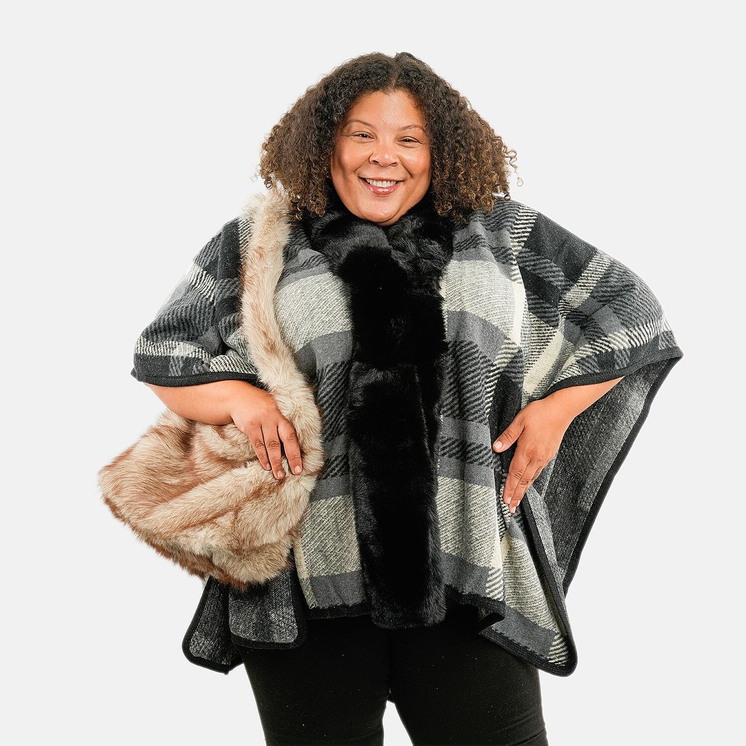 Instyle Khaki Plaid Ruana and Khaki Purse Set - One Size Fits Most