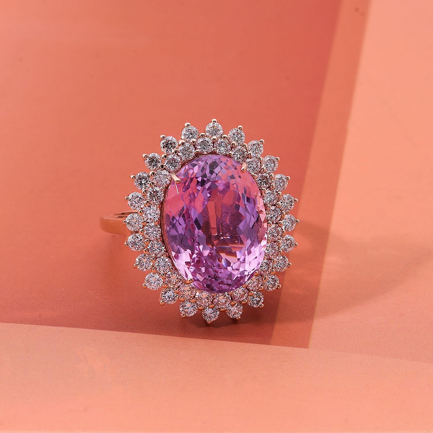 10K Rose Gold AAAA Patroke Kunzite, Luxuriant Lab Grown Diamond (G-H, SI) Ring (Size 6.0) (4 g) 14.50 ctw
