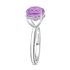 AAA Patroke Kunzite, Luxuriant Lab Grown Diamond (G-H, SI) Halo Ring in Rhodium Over Sterling Silver 5.50 ctw (Size 6.0)