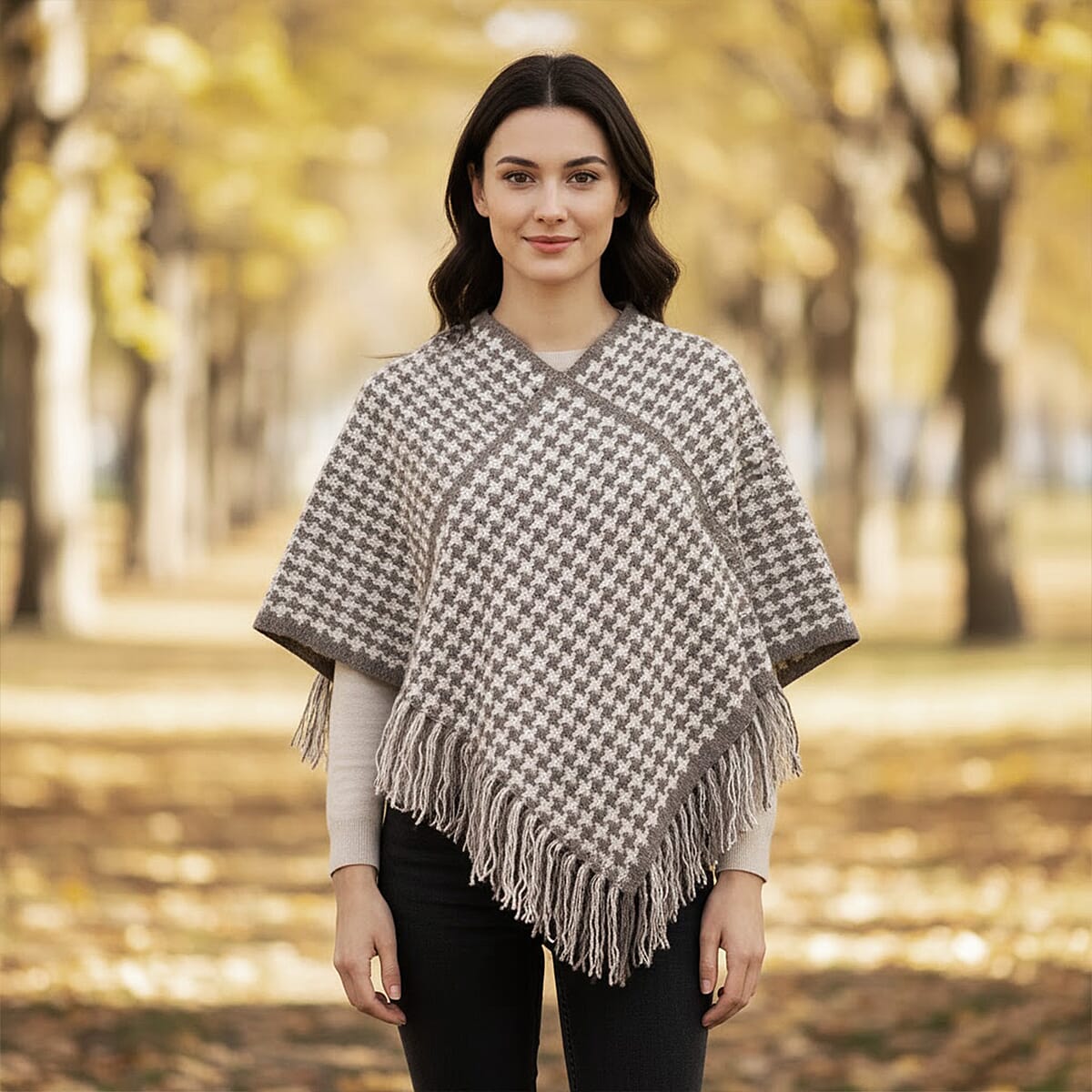 TAMSY Light Grey Houndstooth Knit Poncho with Fringe - One Size Fits Most image number 1