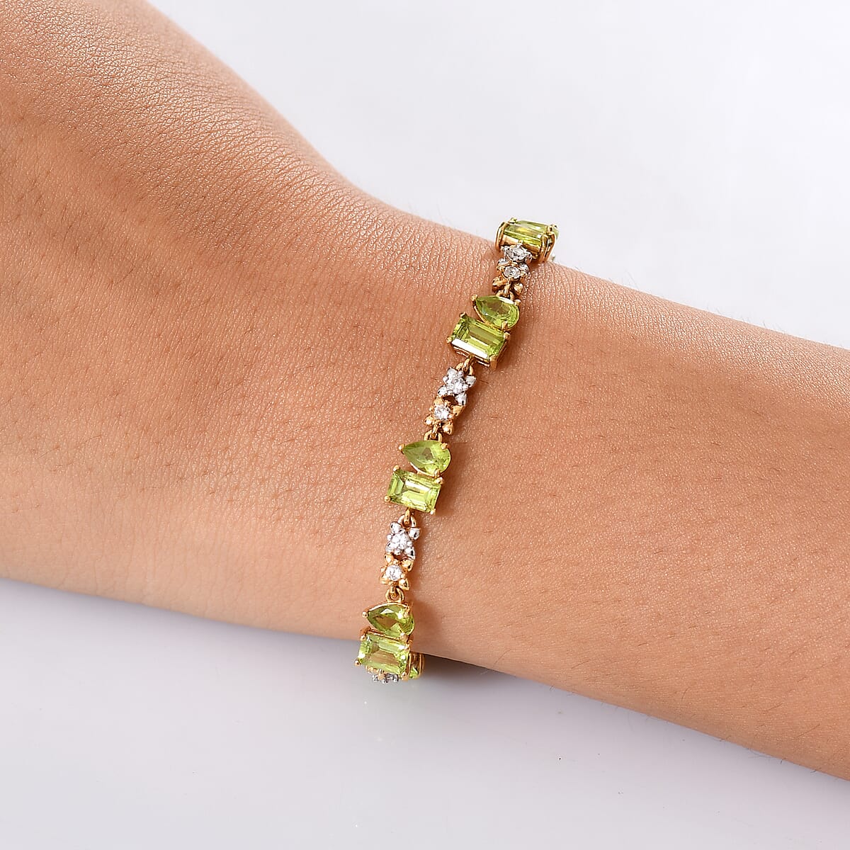 D'Joy Premium Hebei Peridot and White Zircon 5.85 ctw Bracelet in 18K Vermeil Yellow Gold Over Sterling Silver (7.00 In) image number 2