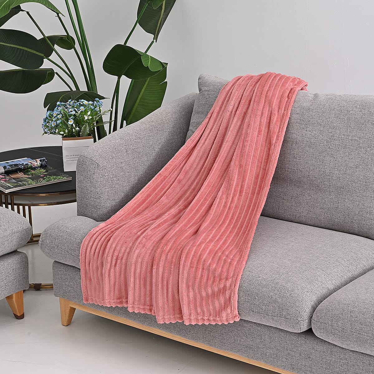 Livmore Pink Jacquard Flannel Blanket image number 0