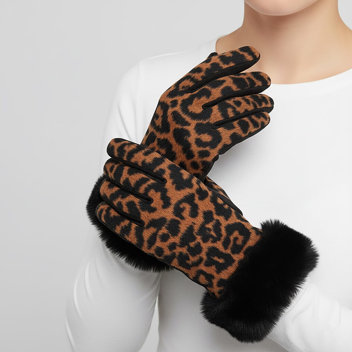 Tamsy Set of 2 Pairs Brown Leopard Printed Gloves with Touch Screen Function image number 1