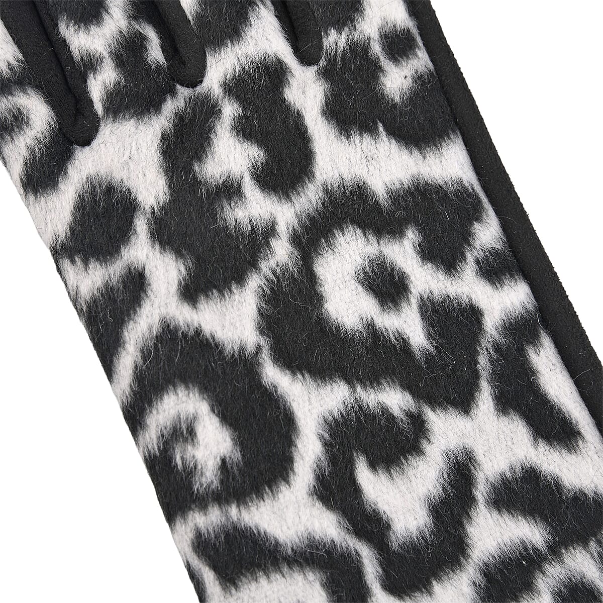 Tamsy Set of 2 Pairs White Leopard Printed Gloves with Touch Screen Function image number 7