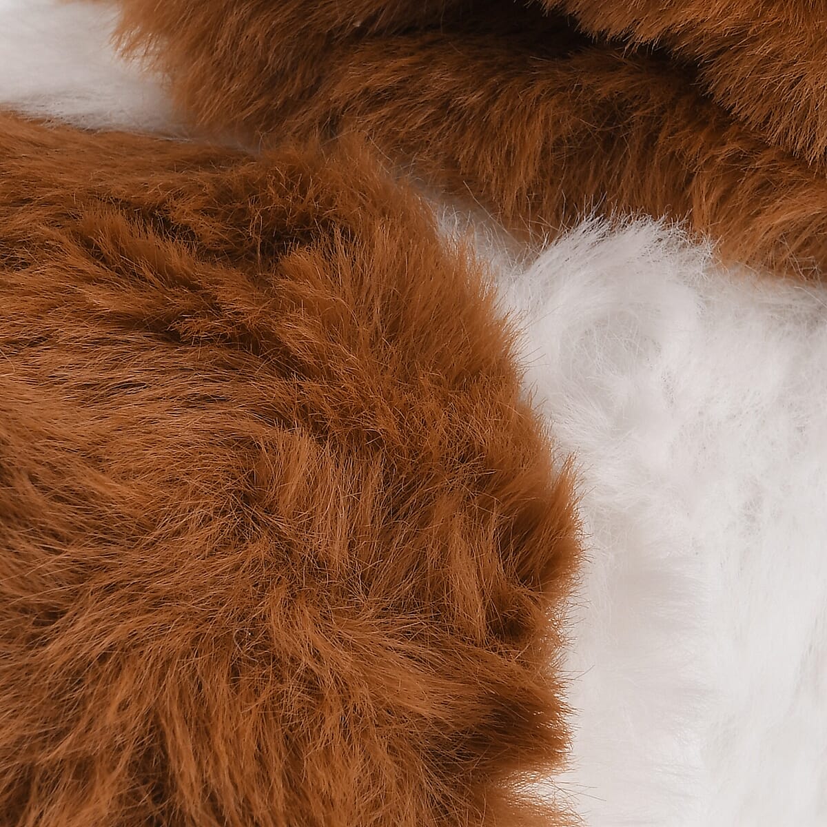 Livmore Brown and White Walking Plush Cat Toy (2xAA Battery Not Included) image number 6