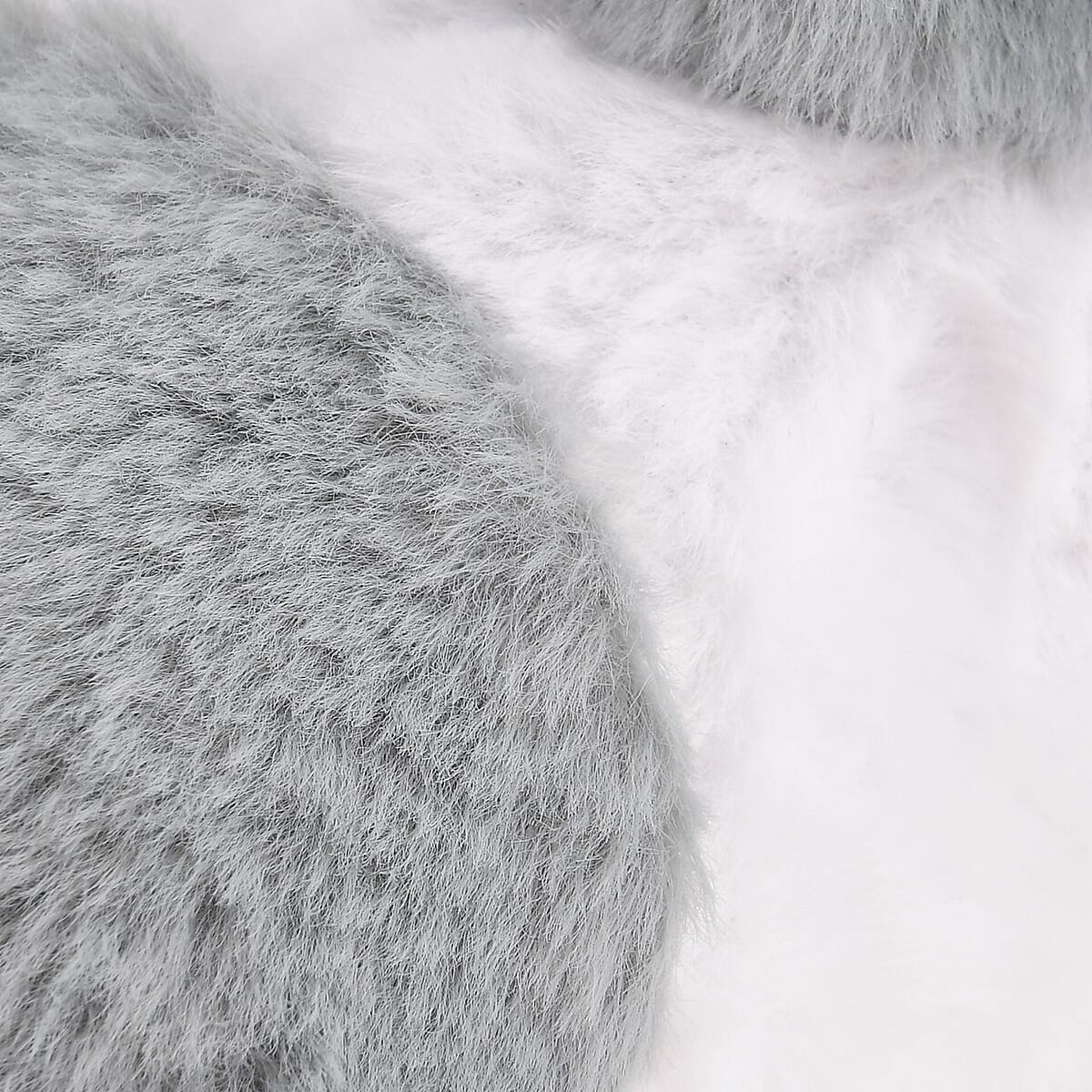 Livmore Gray and White Walking Plush Cat Toy (2xAA Battery Not Included) image number 6