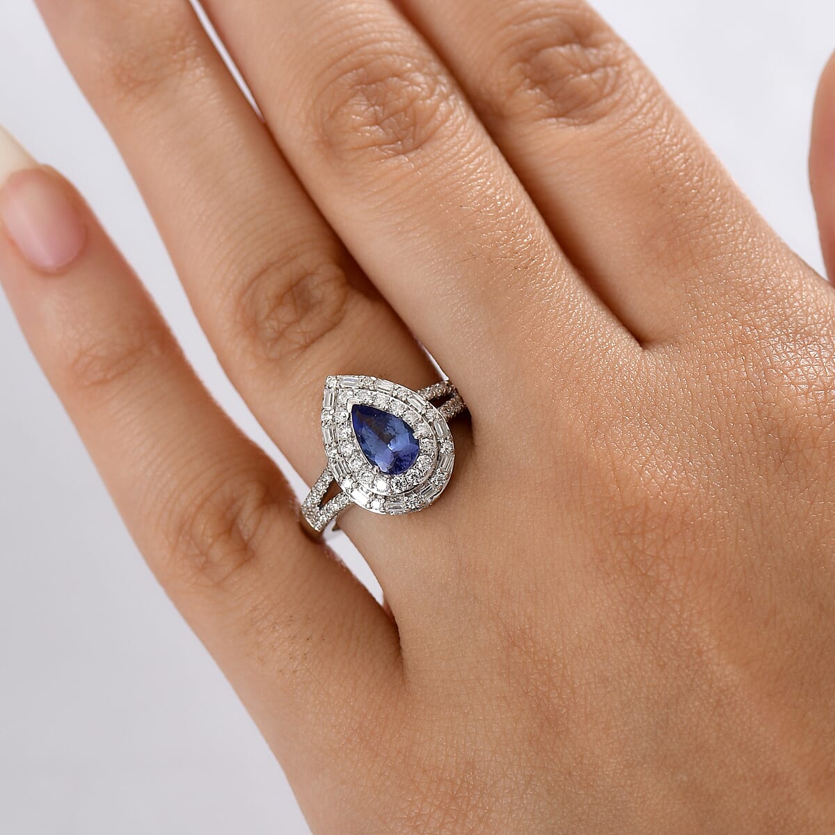 D'Joy Premium Tanzanite and Moissanite 1.65 ctw Galaxy Ring in Rhodium Over Sterling Silver (Size 7.0) image number 2