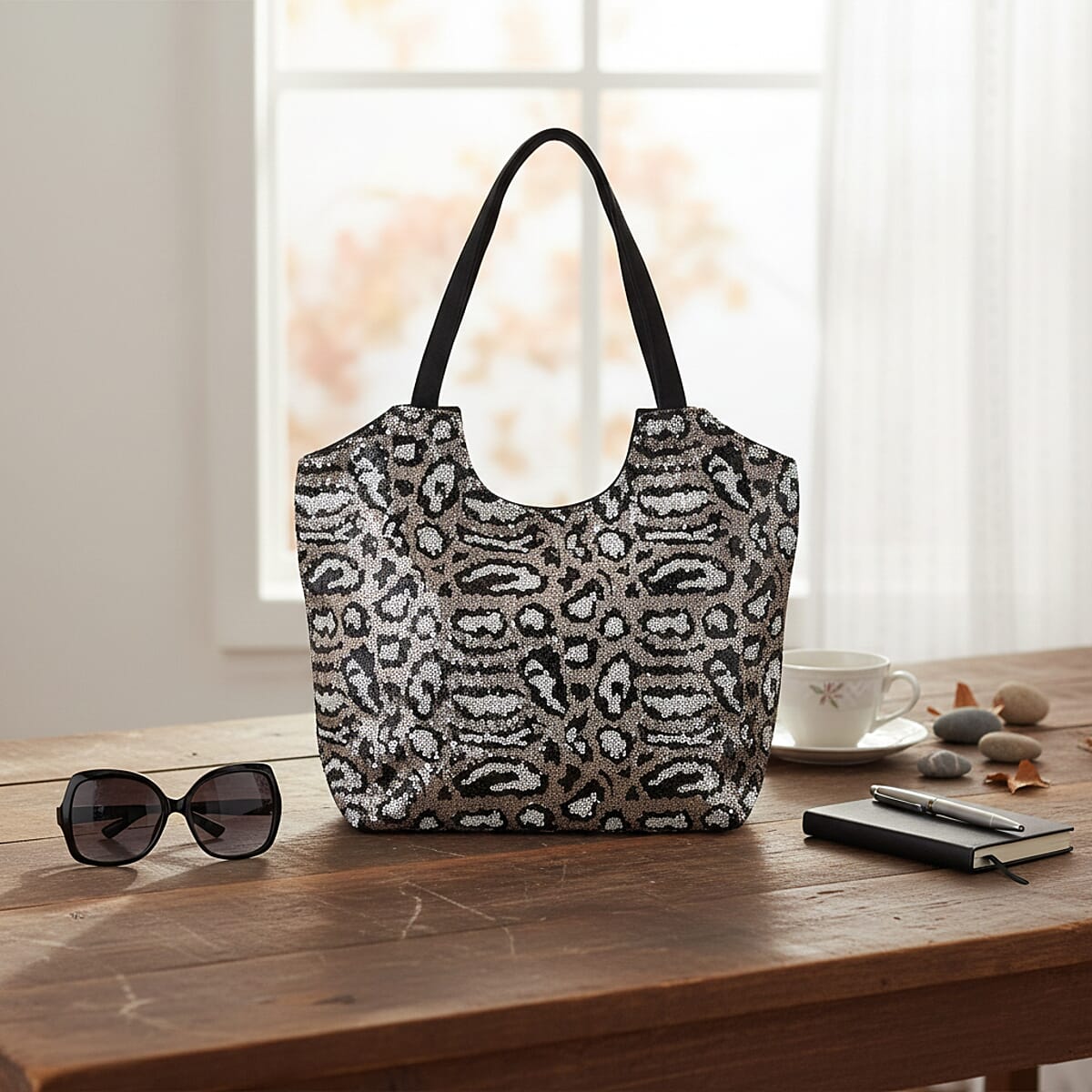 Tamsy Leopard Sequin Tote Bag image number 1