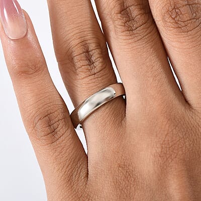 Band Ring in 950 Palladium (Size 7.0) 3.34 Grams