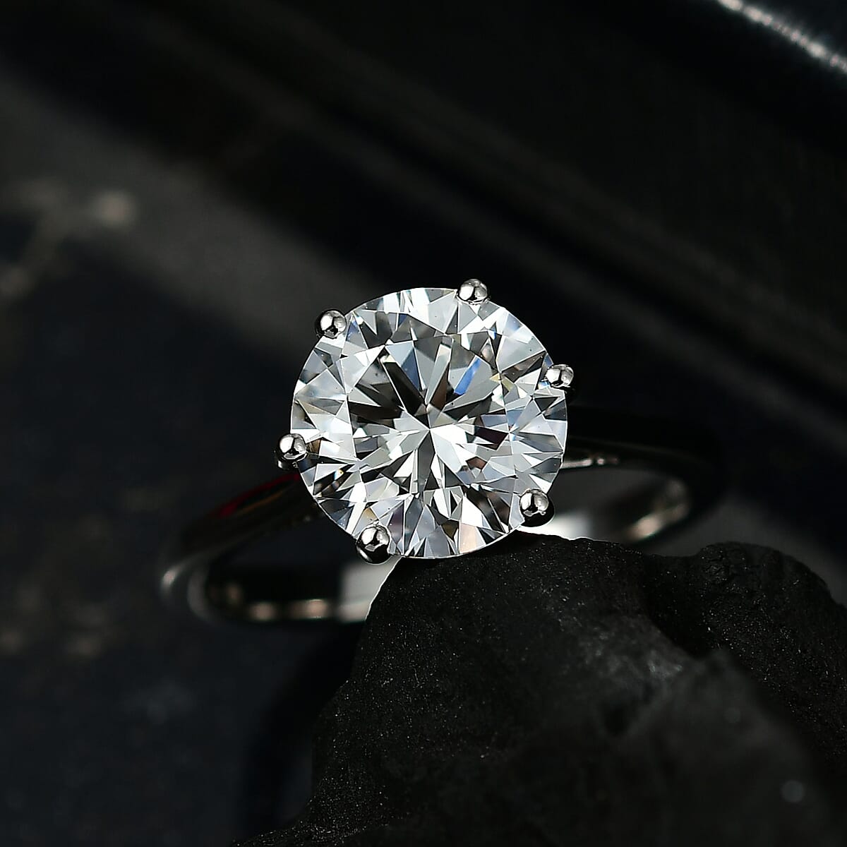 IGI Certified Luxuriant Lab Grown Diamond 3.02 ctw Solitaire Ring in 950 Palladium (Size 6.0) image number 1