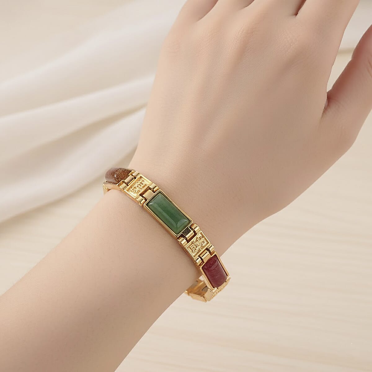 Multi Gemstone 16.00 ctw Bracelet in Goldtone (6.50 In) image number 2