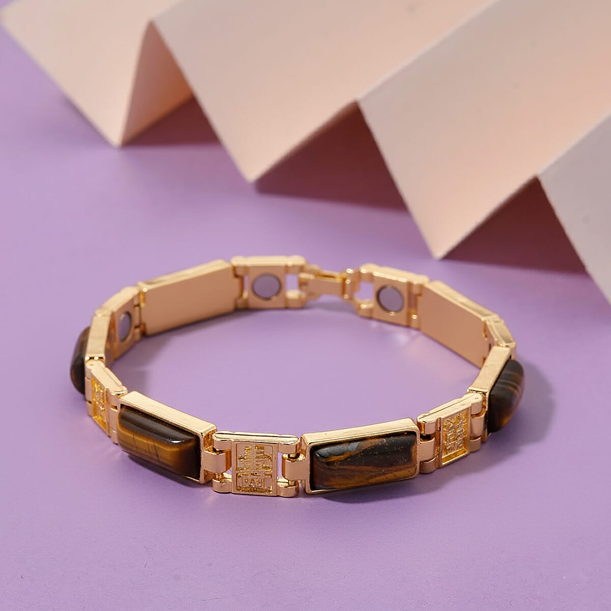 Yellow Tigers Eye 16.00 ctw Bracelet in Goldtone (6.50 In) image number 1