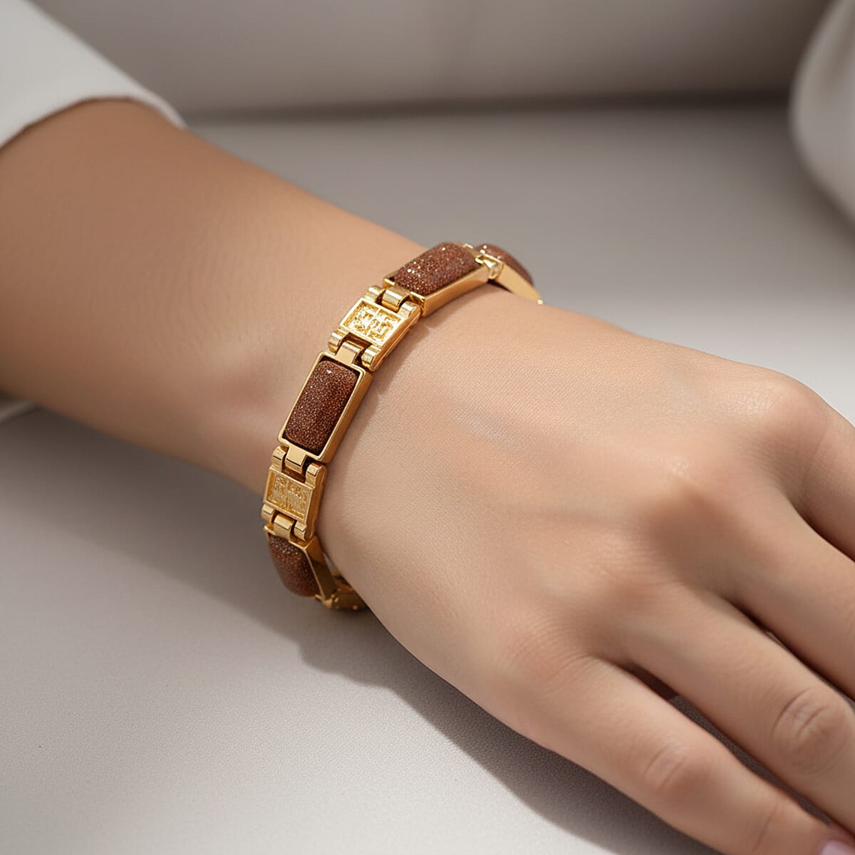 Gold Sandstone 16.00 ctw Bracelet in Goldtone (6.50 In) image number 2