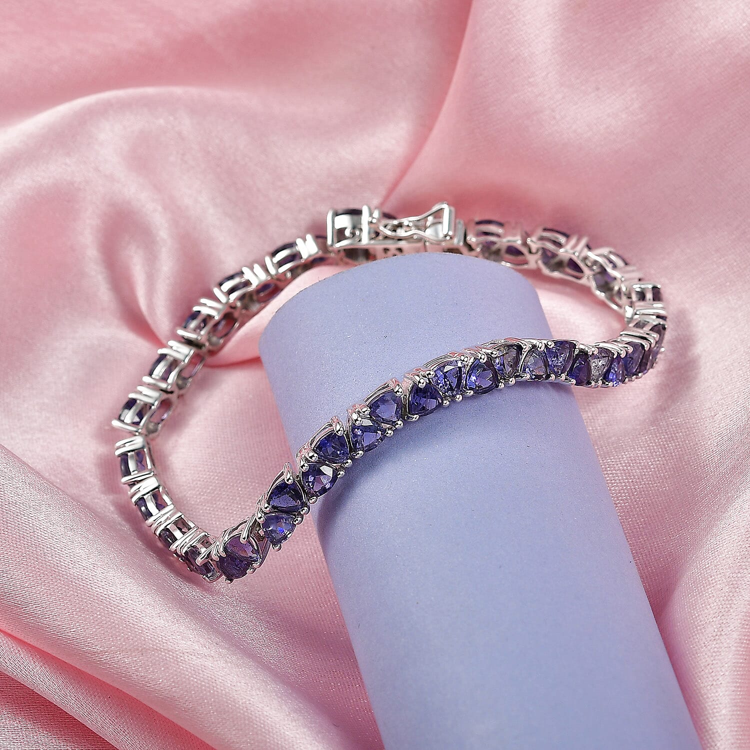 D'Joy Premium Catalina Iolite 9.60 ctw Bracelet in Rhodium Over Sterling Silver (7.25 In)