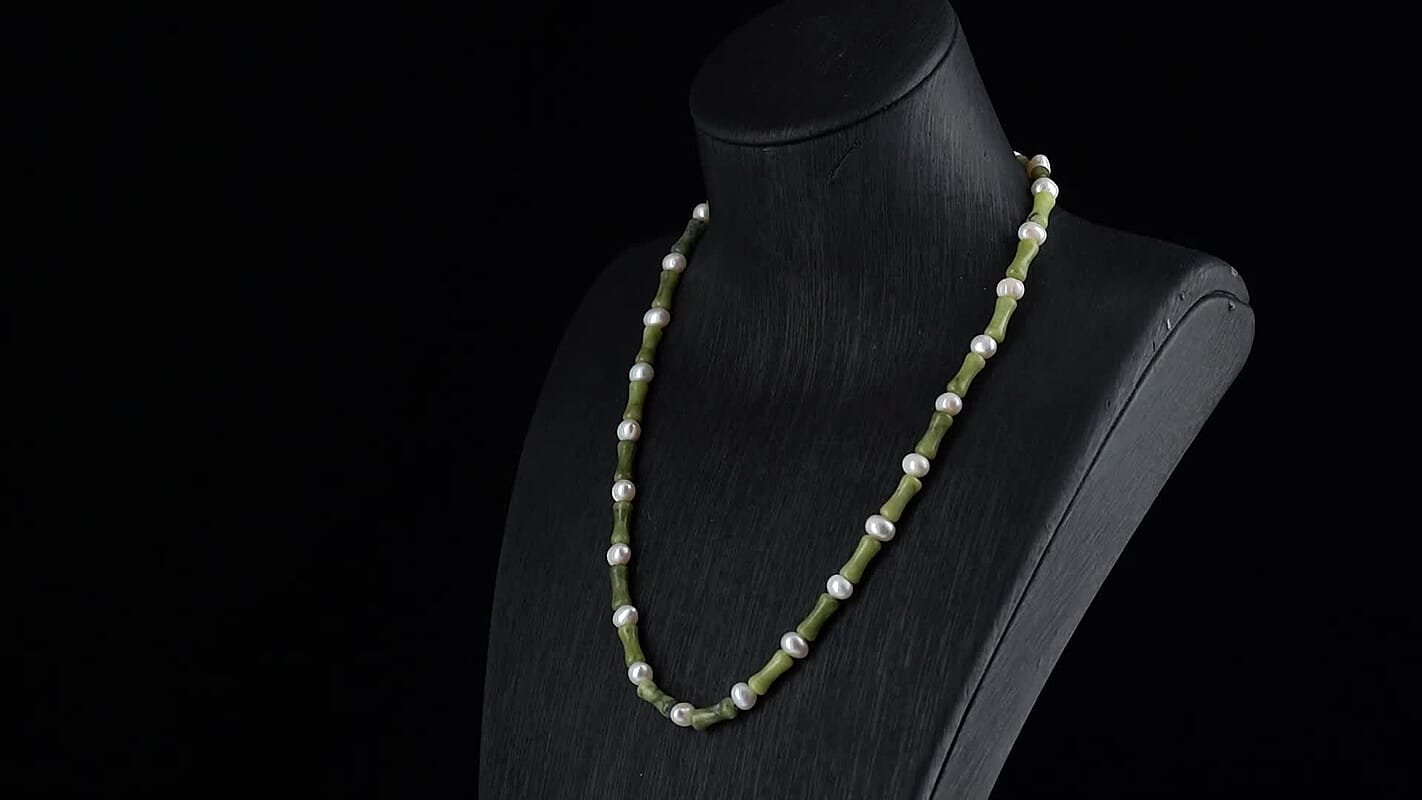 Connemara Marble 50.00 ctw and Freshwater Pearl Irish Necklace in Goldtone 18-20 Inches